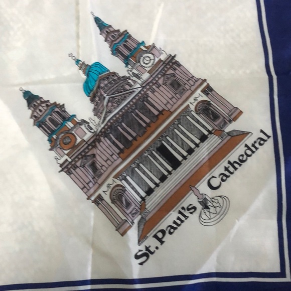 Vintage London Landmarks Scarf - Picture 5 of 15